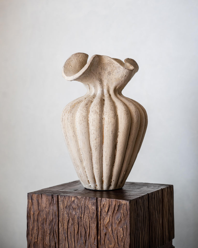 Javi Cream Vessel