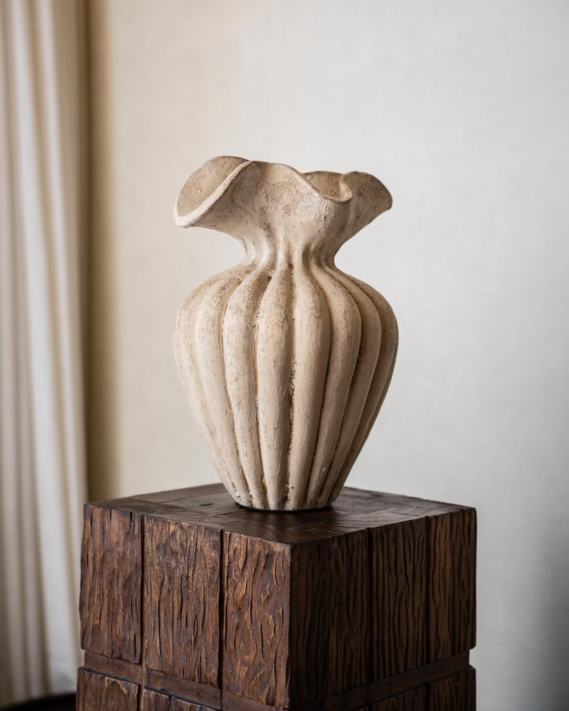 Javi Cream Vessel