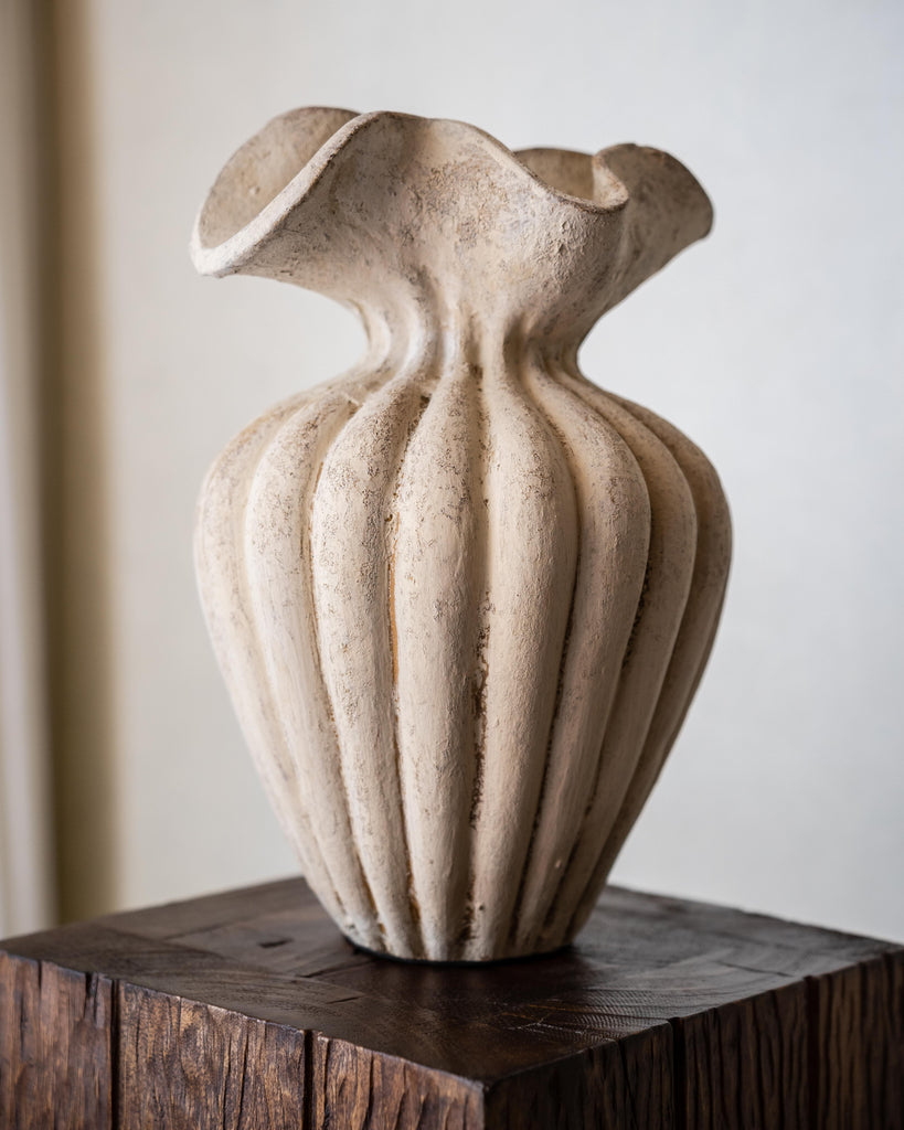 Javi Cream Vessel