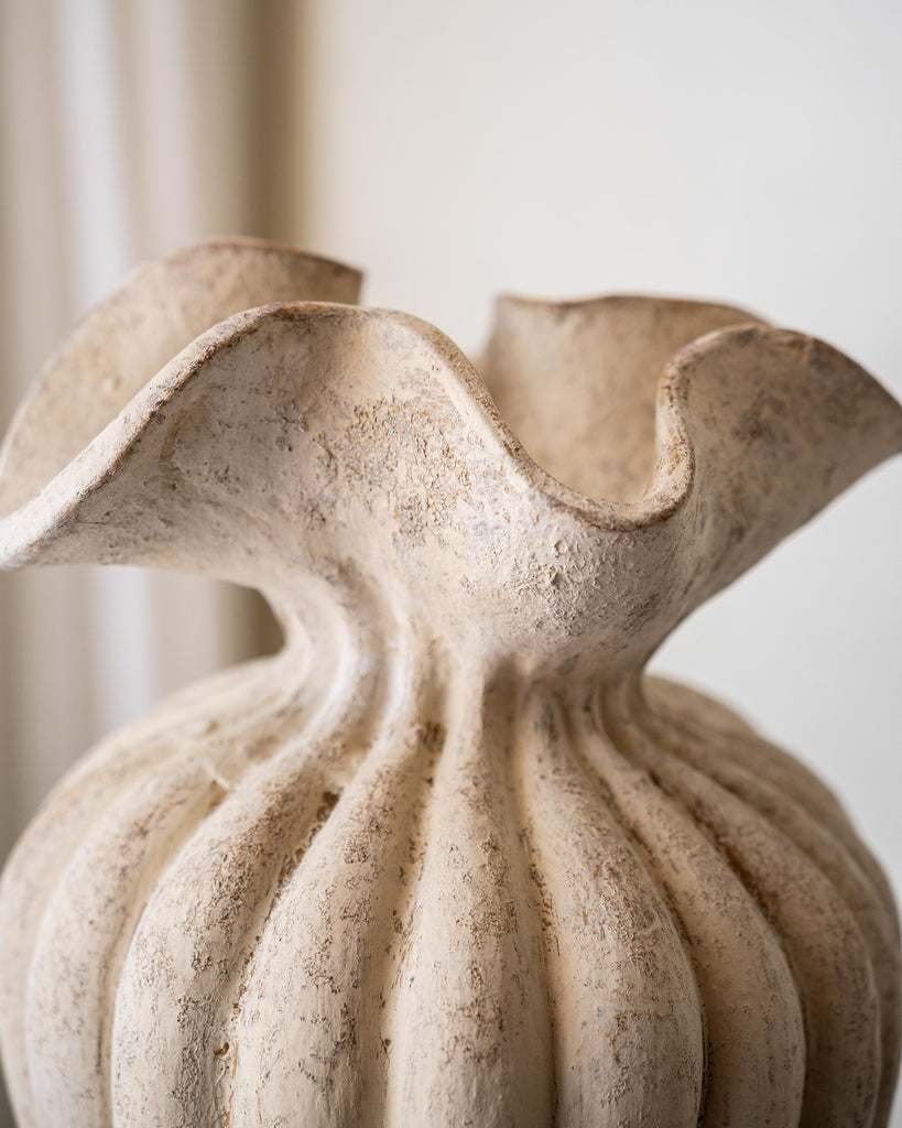 Javi Cream Vessel