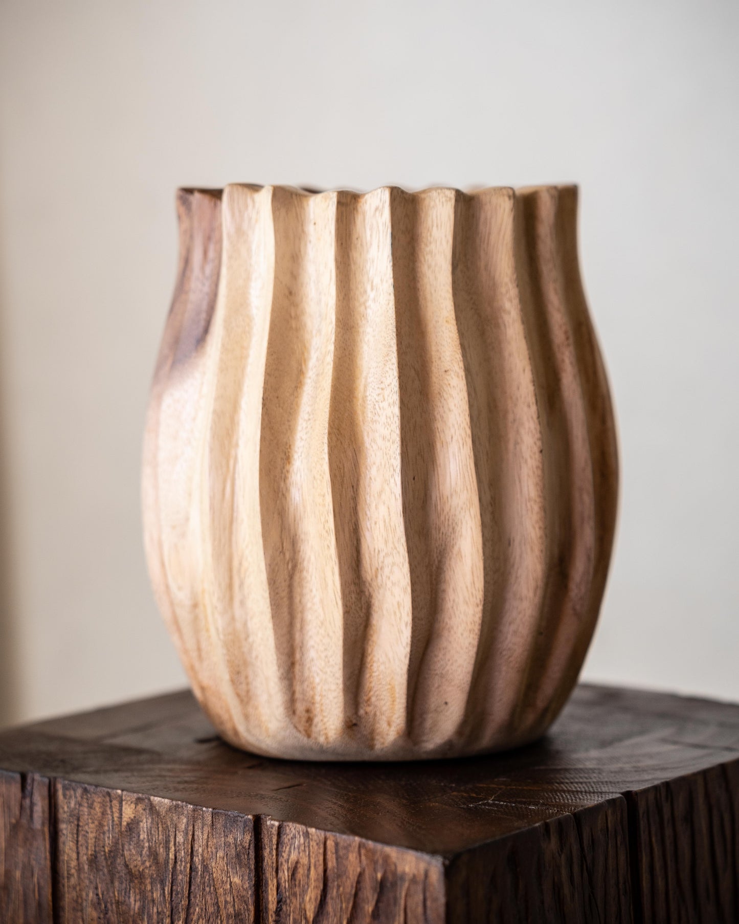 Tulip Bowl Neutral