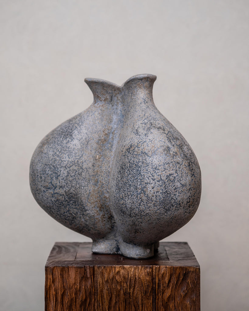 Nuri Rustic Gray Vessel