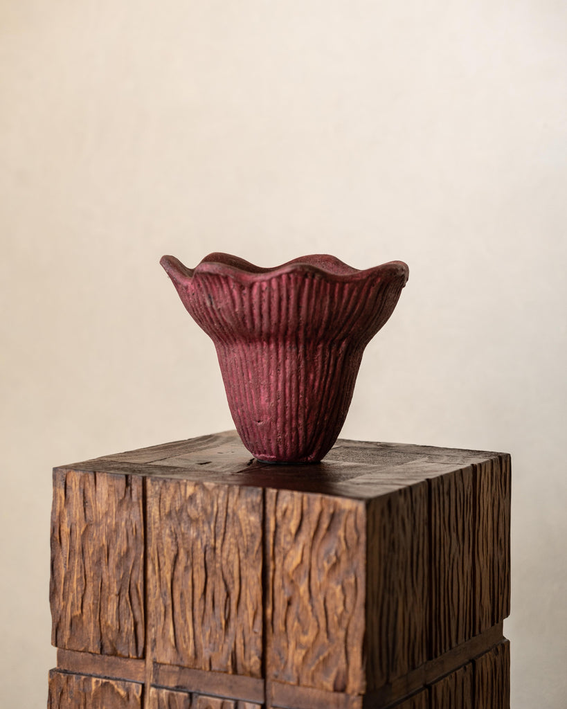 Dian Raspberry Vessel