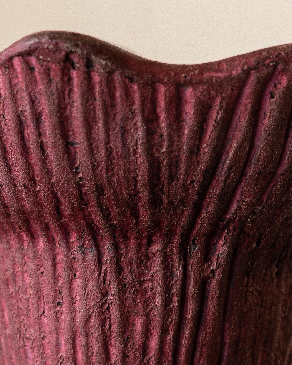 Dian Raspberry Vessel