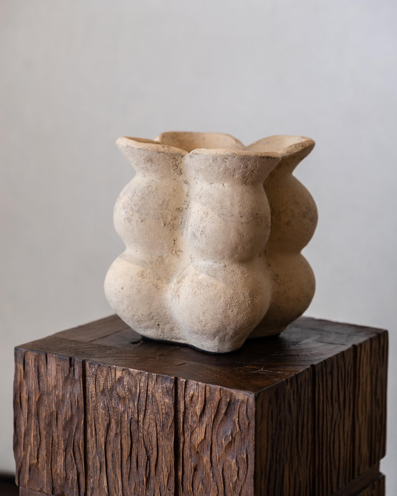 Ratu Cream Vessel