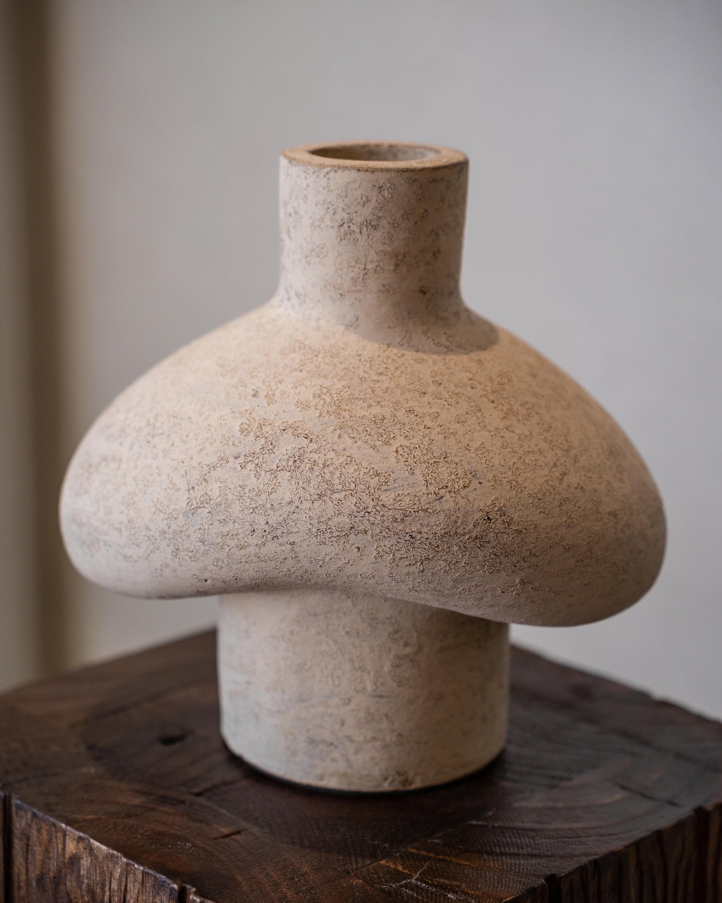 Tana Cream Vessel