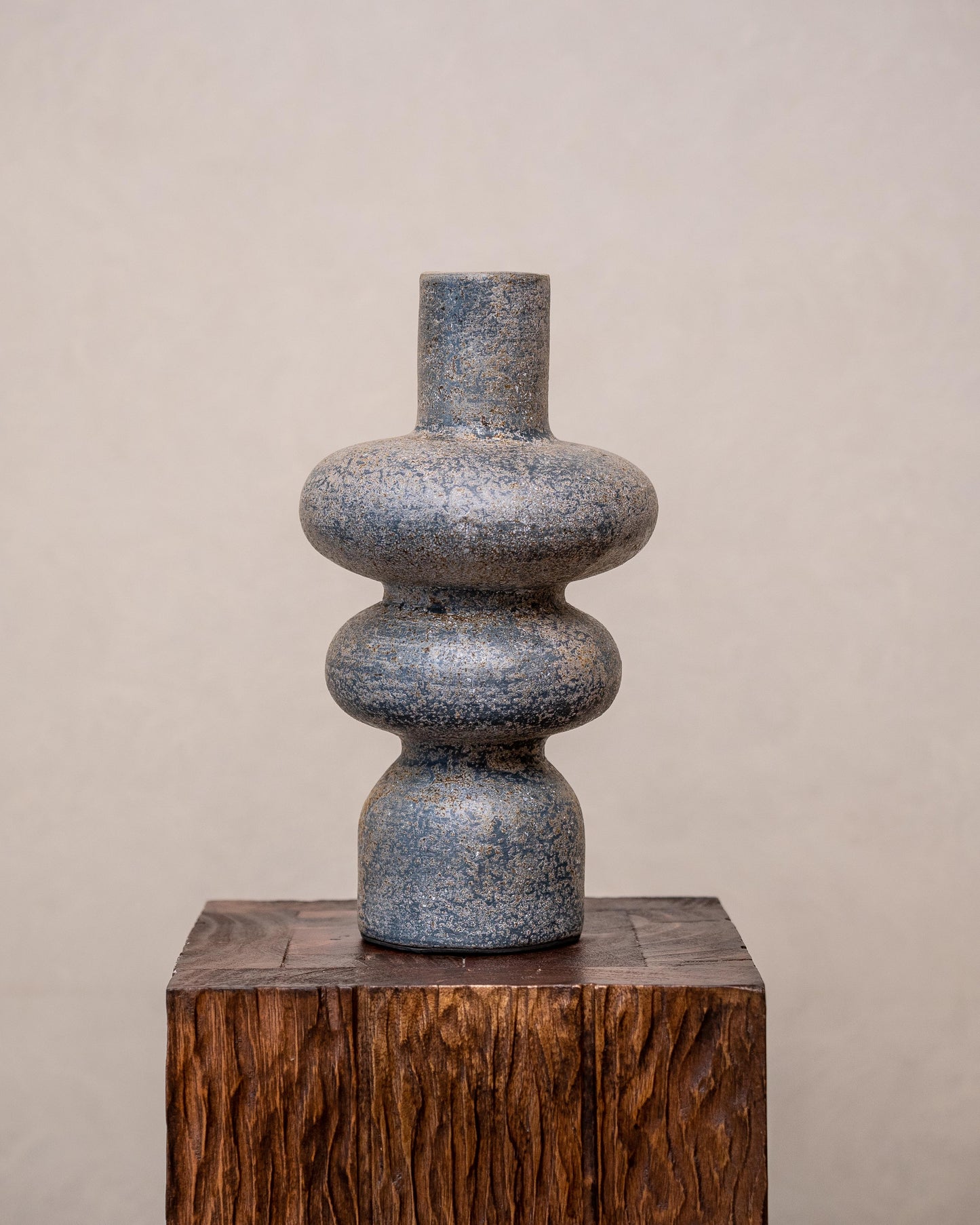 Ulun Rustic Gray Vessel