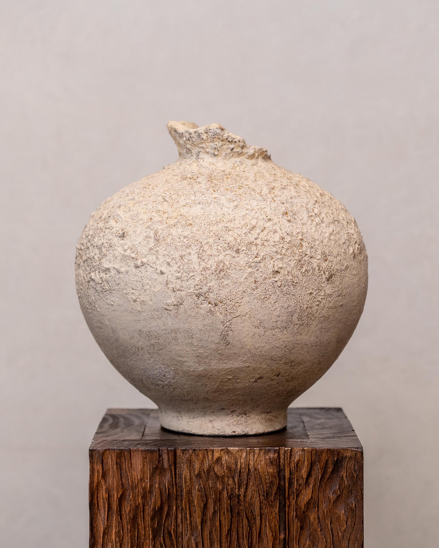 Gada Cream Vessel
