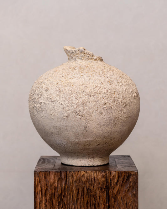 Gada Cream Vessel