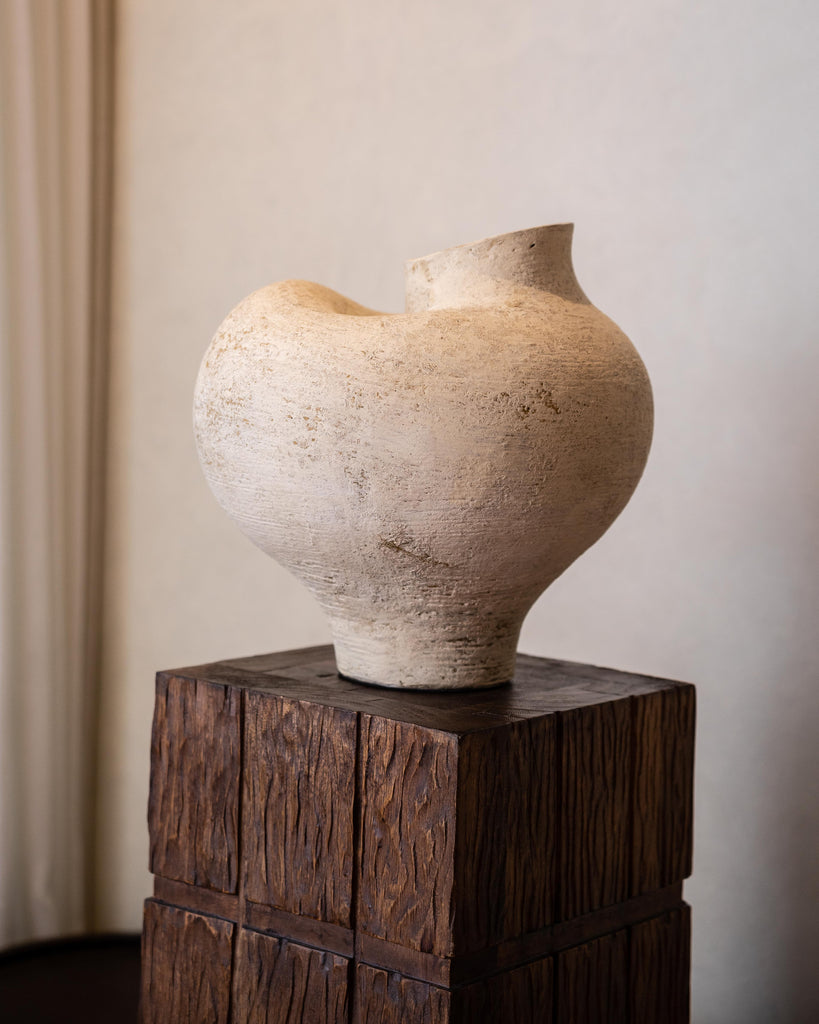 Goa White Vessel