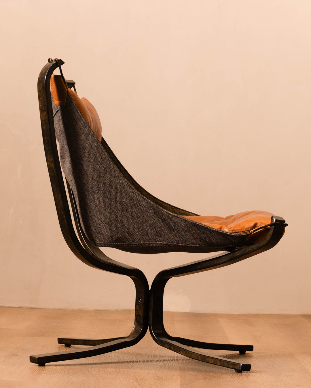 Regis Lounge chair