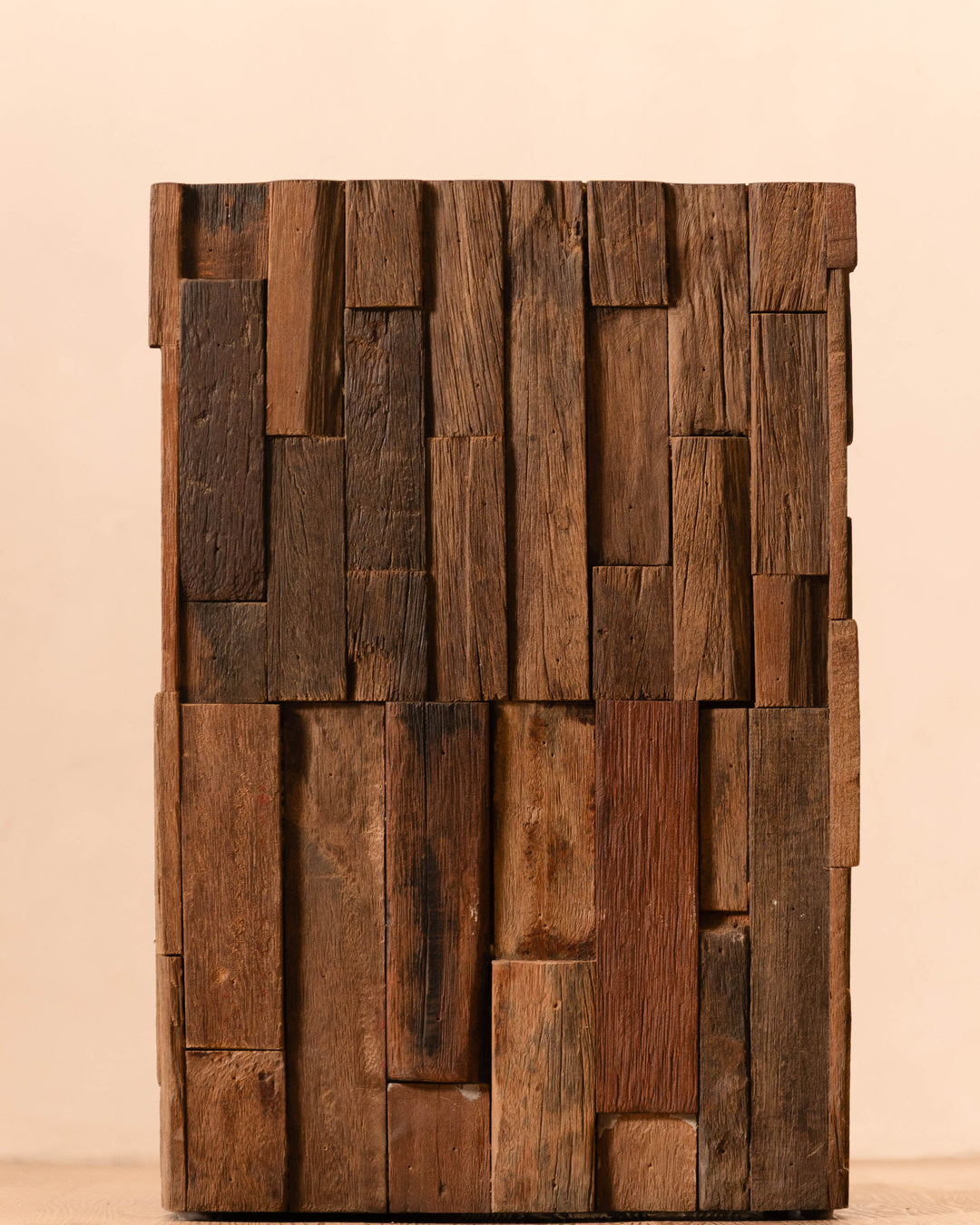Ariela Handmade Pedestal