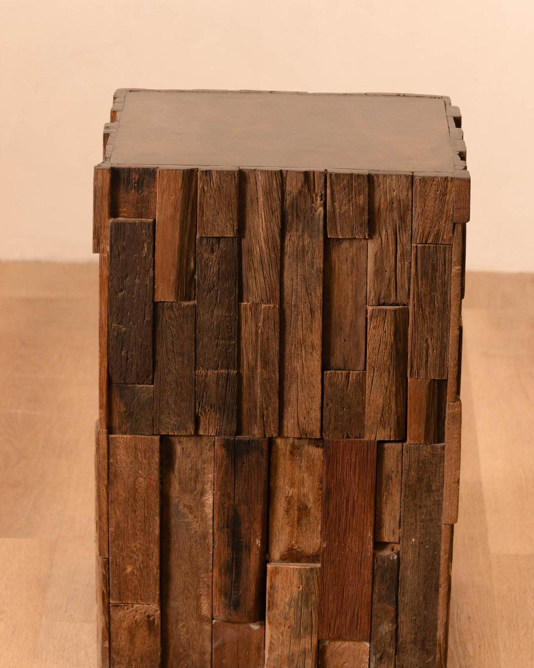 Ariela Handmade Pedestal