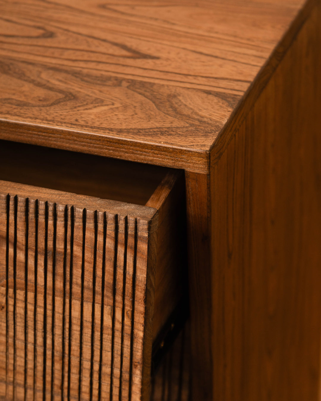 Lago Credenza