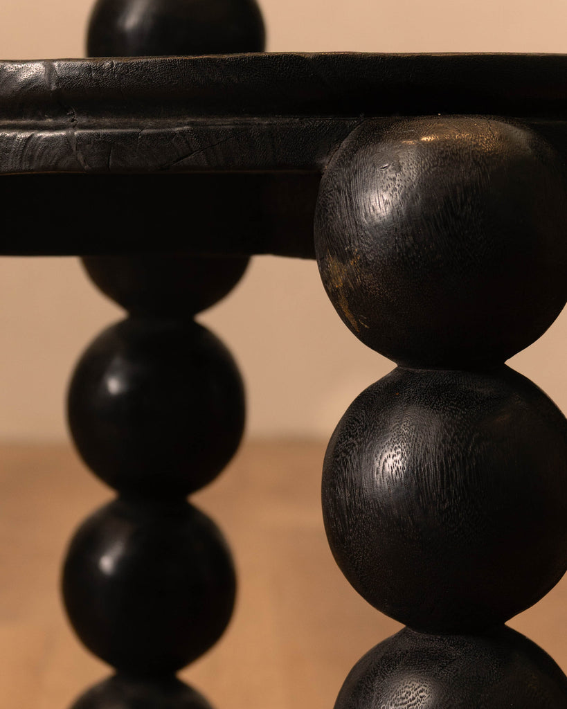 Zuri Chair