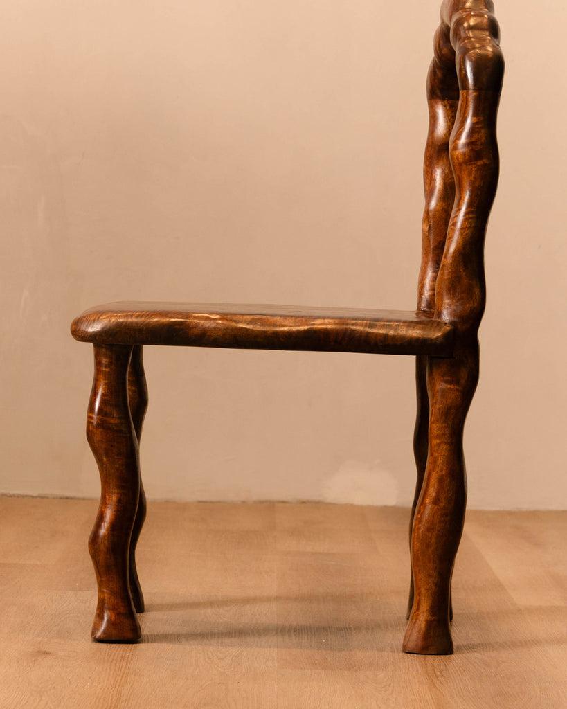 Arys Chair