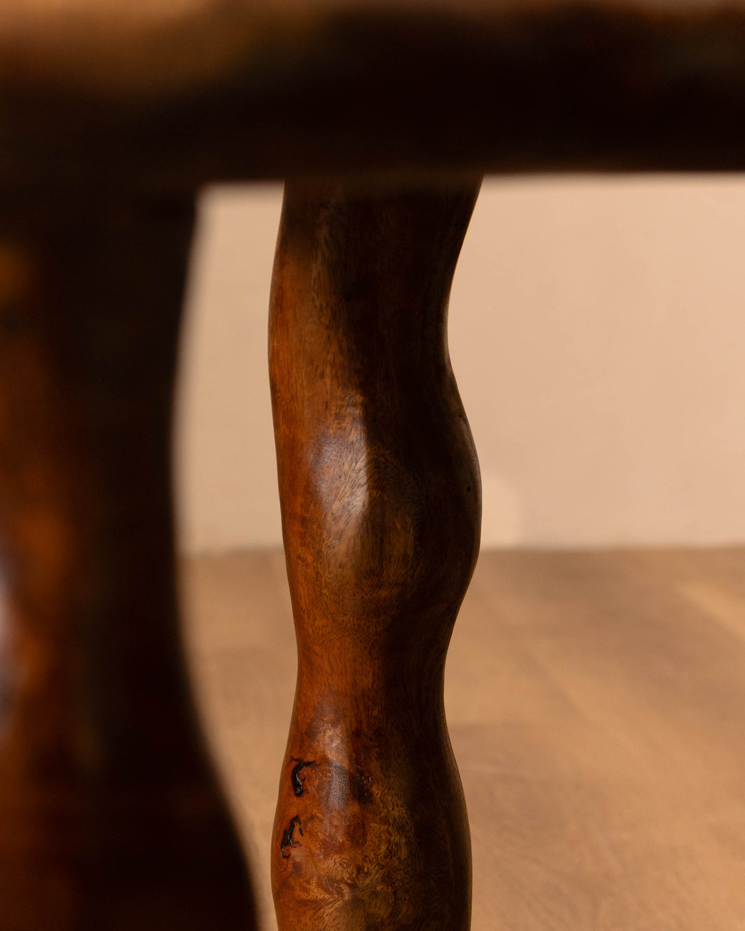Arys Chair