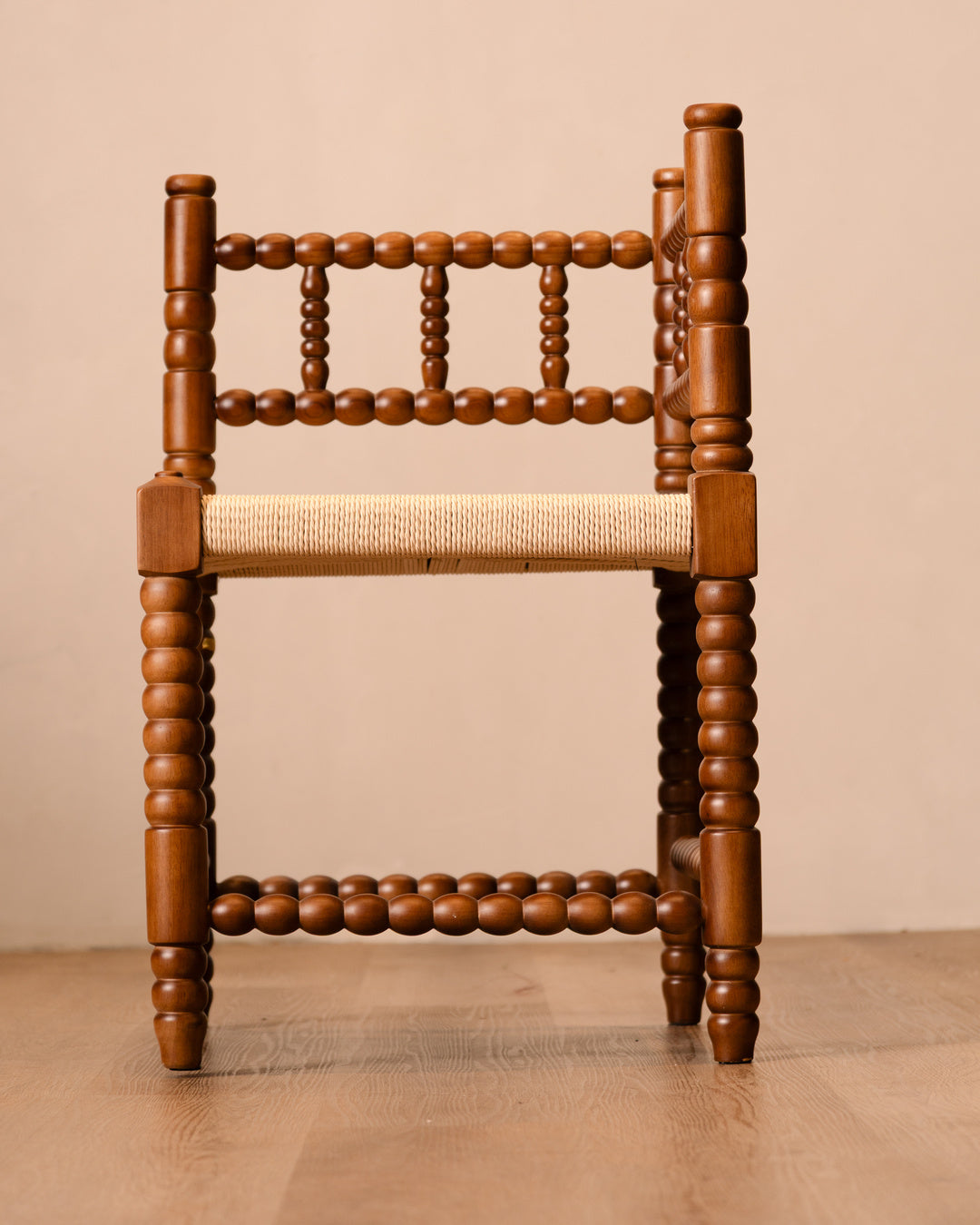 Elio Corner Chair