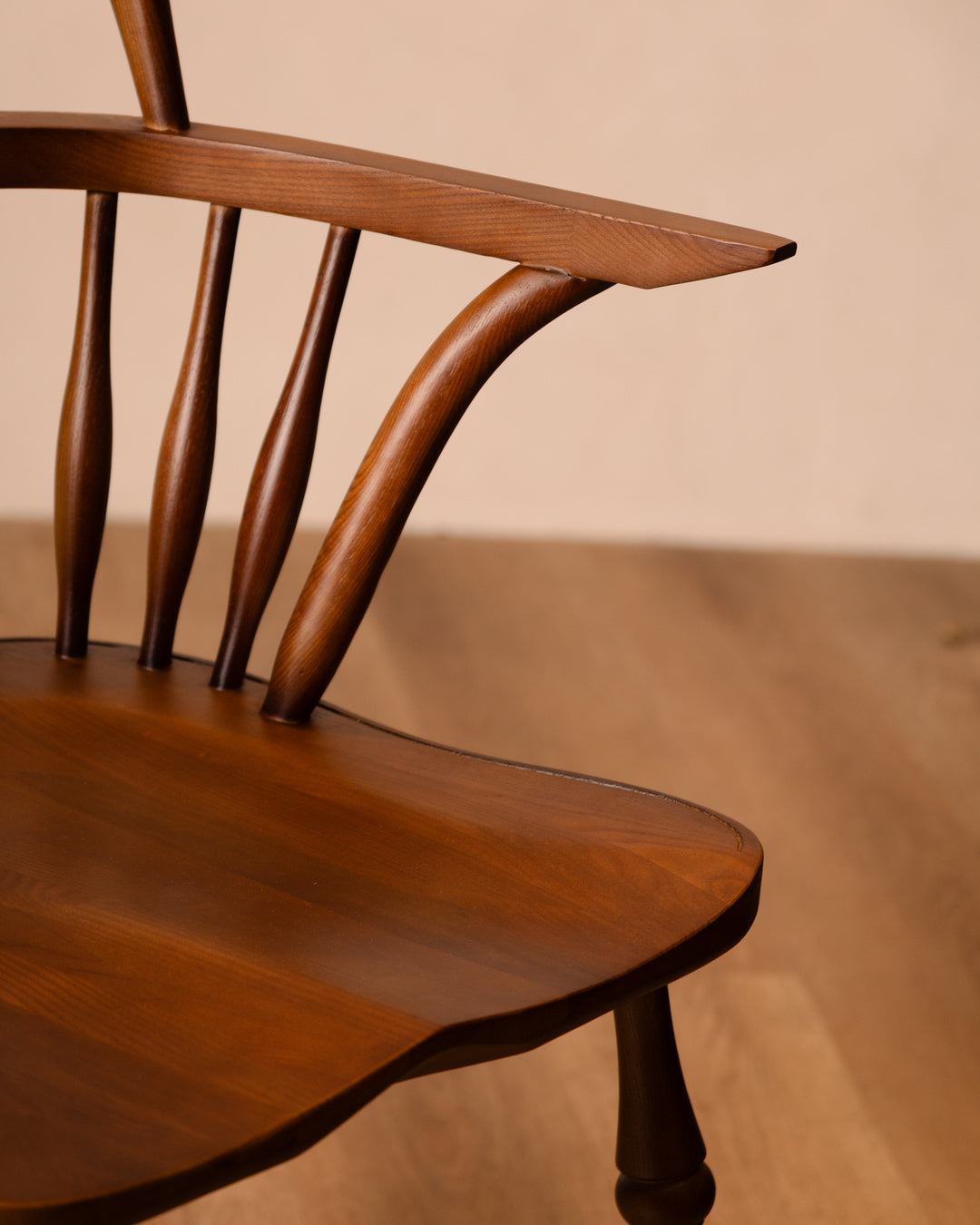 Aveline Chair