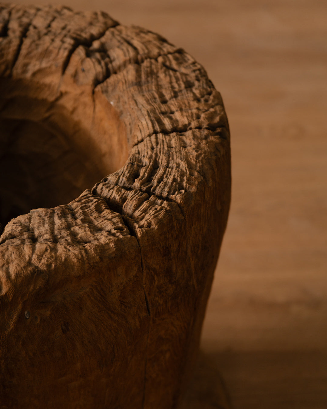 Dot Teak Wood