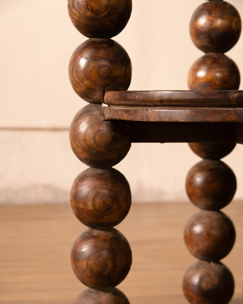 Zuri Chair