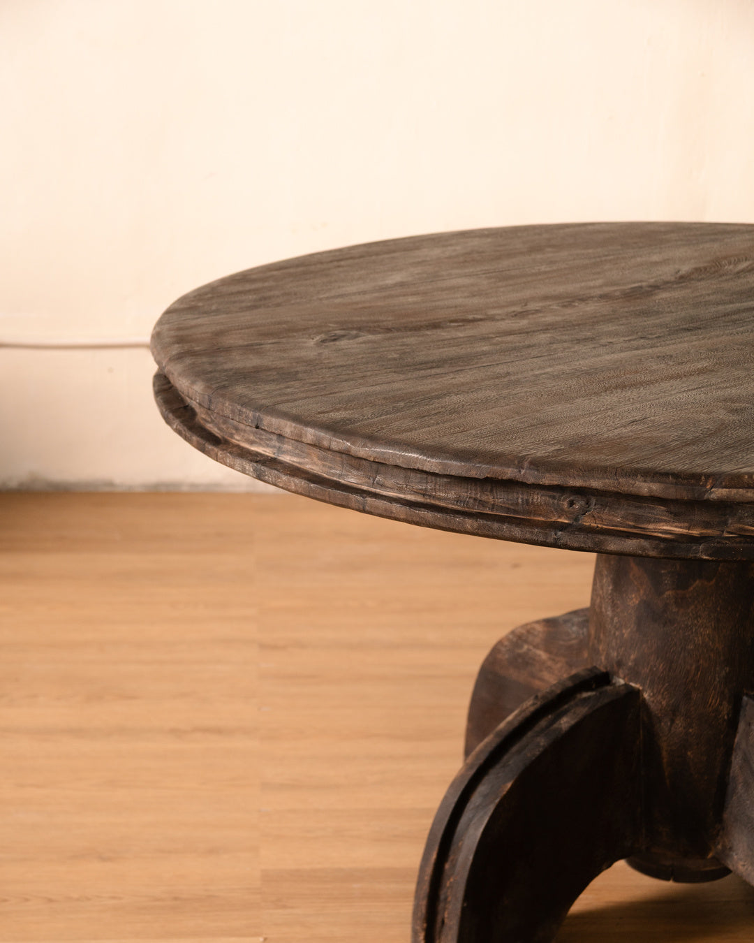 Moro Dining Table