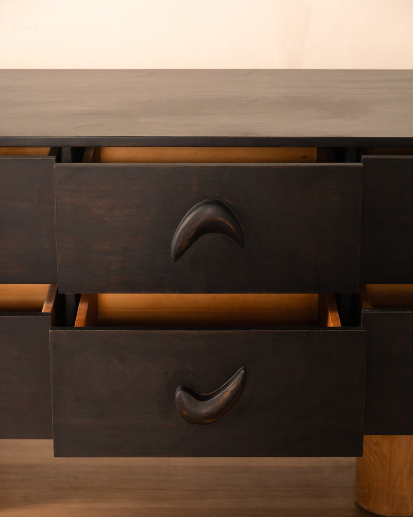 Arisa Credenza