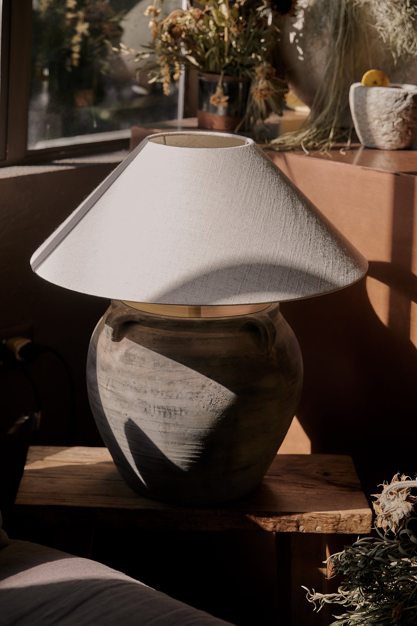 Idris Table Lamp