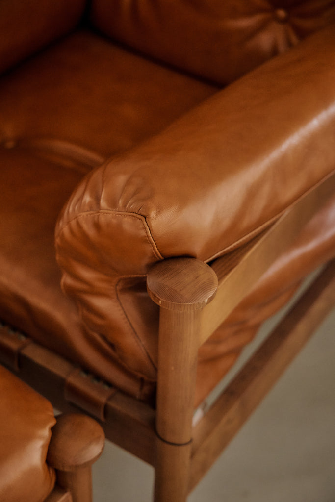 Azi Armchair