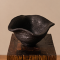 Kusu Black Vessel