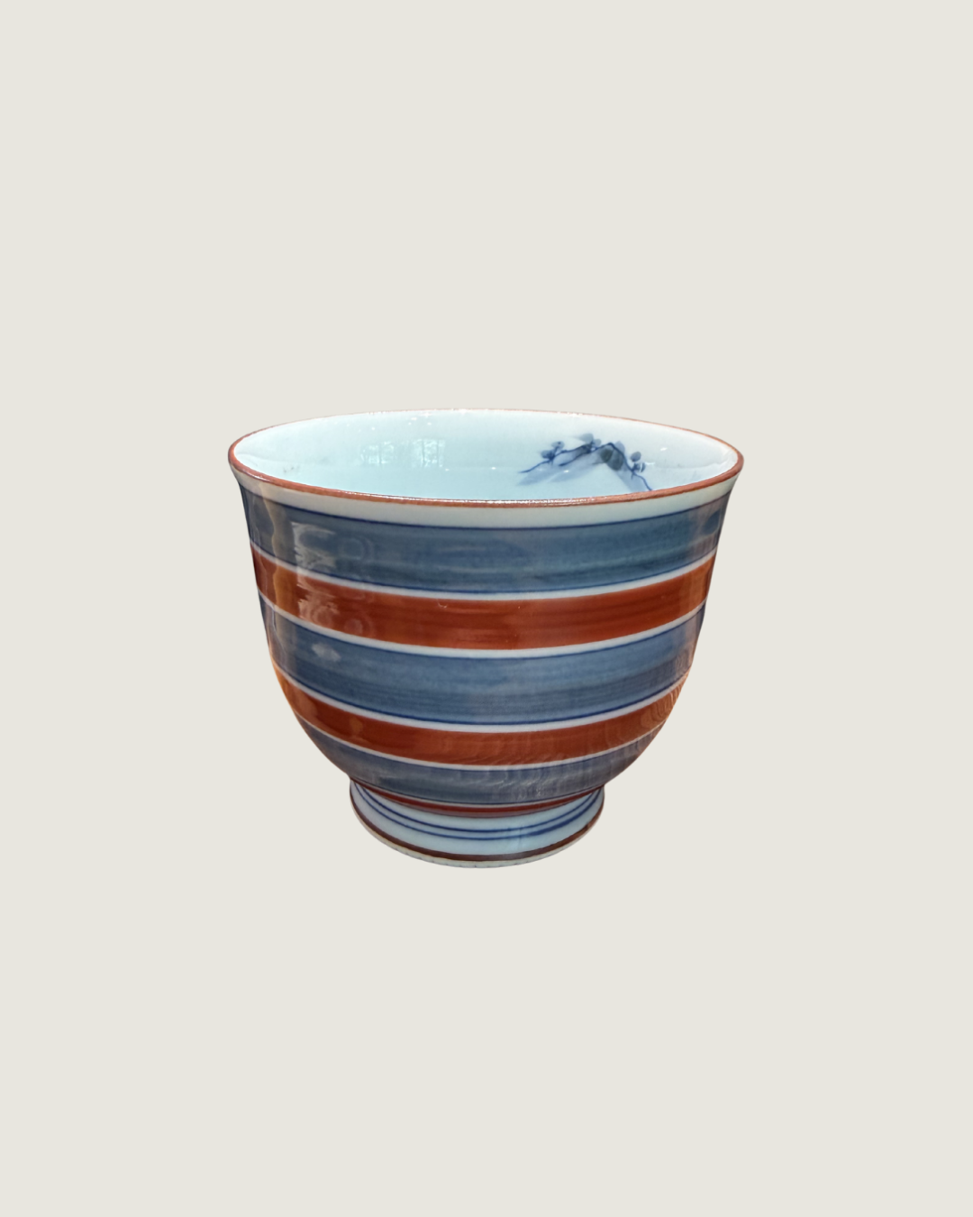 Suji Cup