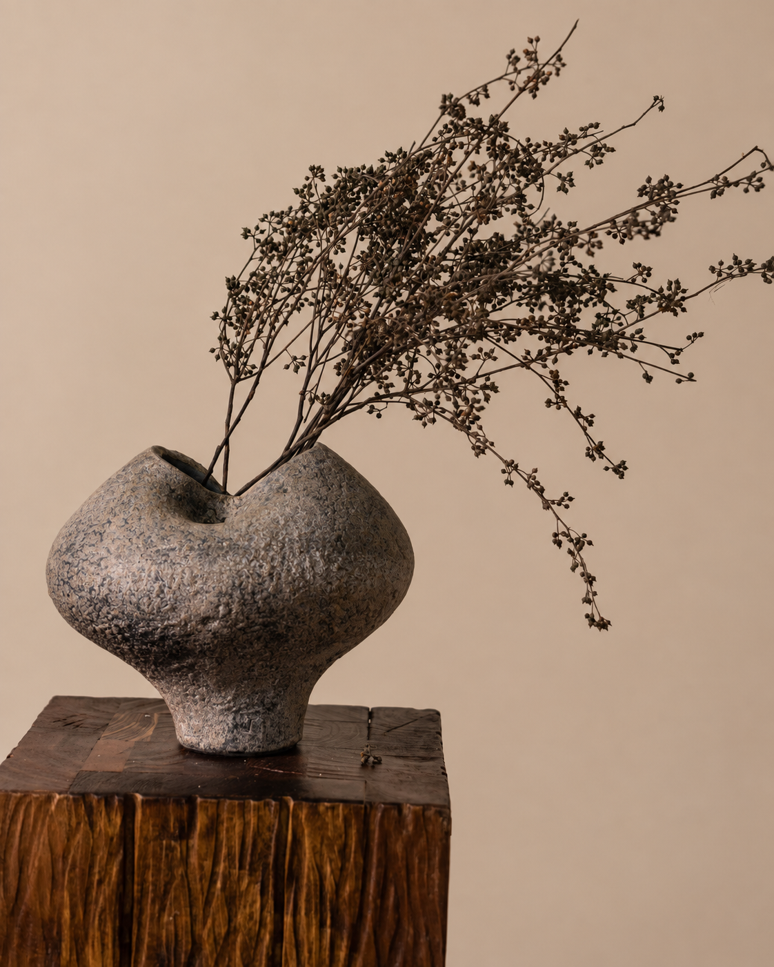 Radi Rustic Gray Vessel