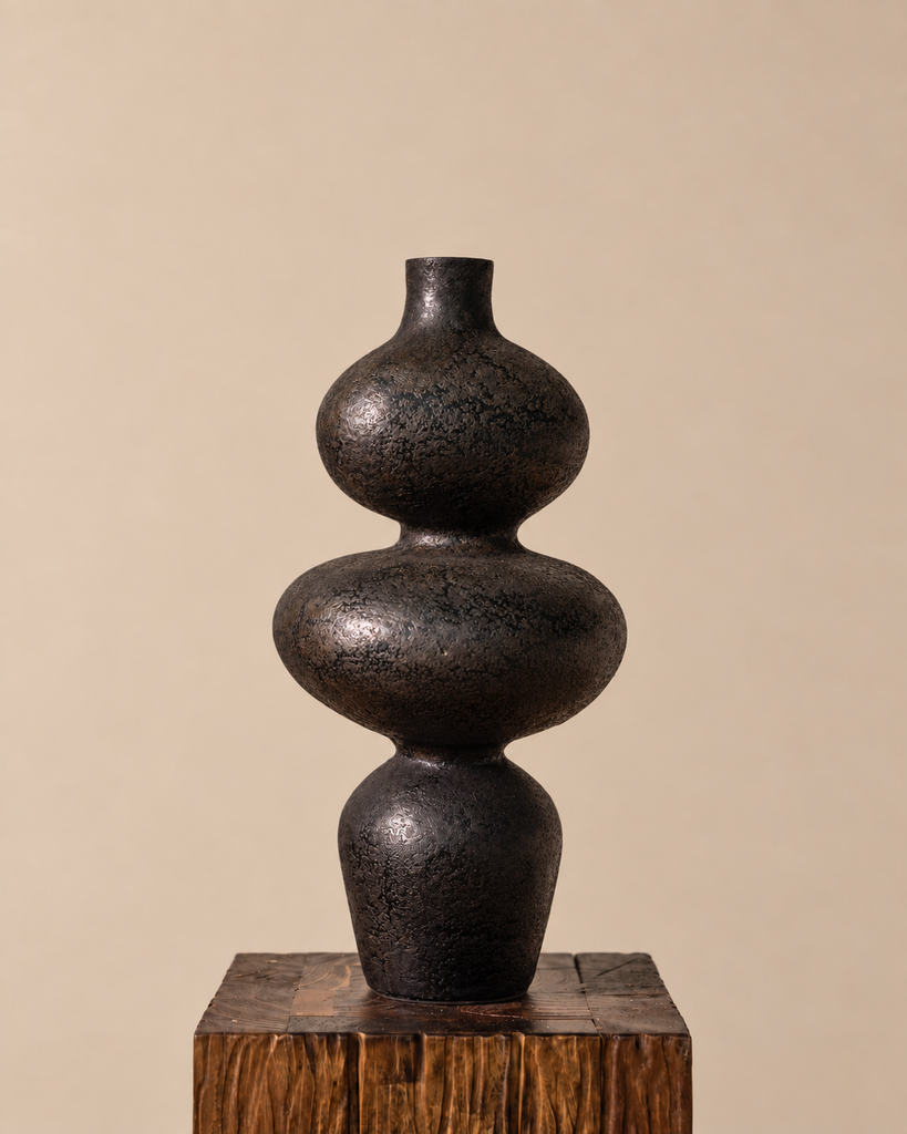 Sewu Glazed Black Vessel