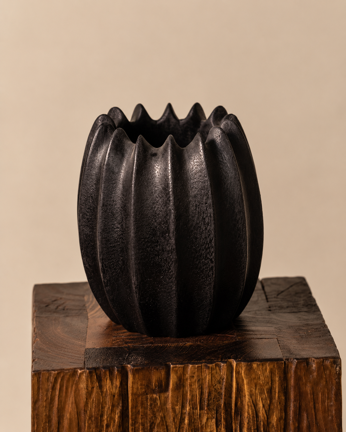 Tulip Bowl Onyx