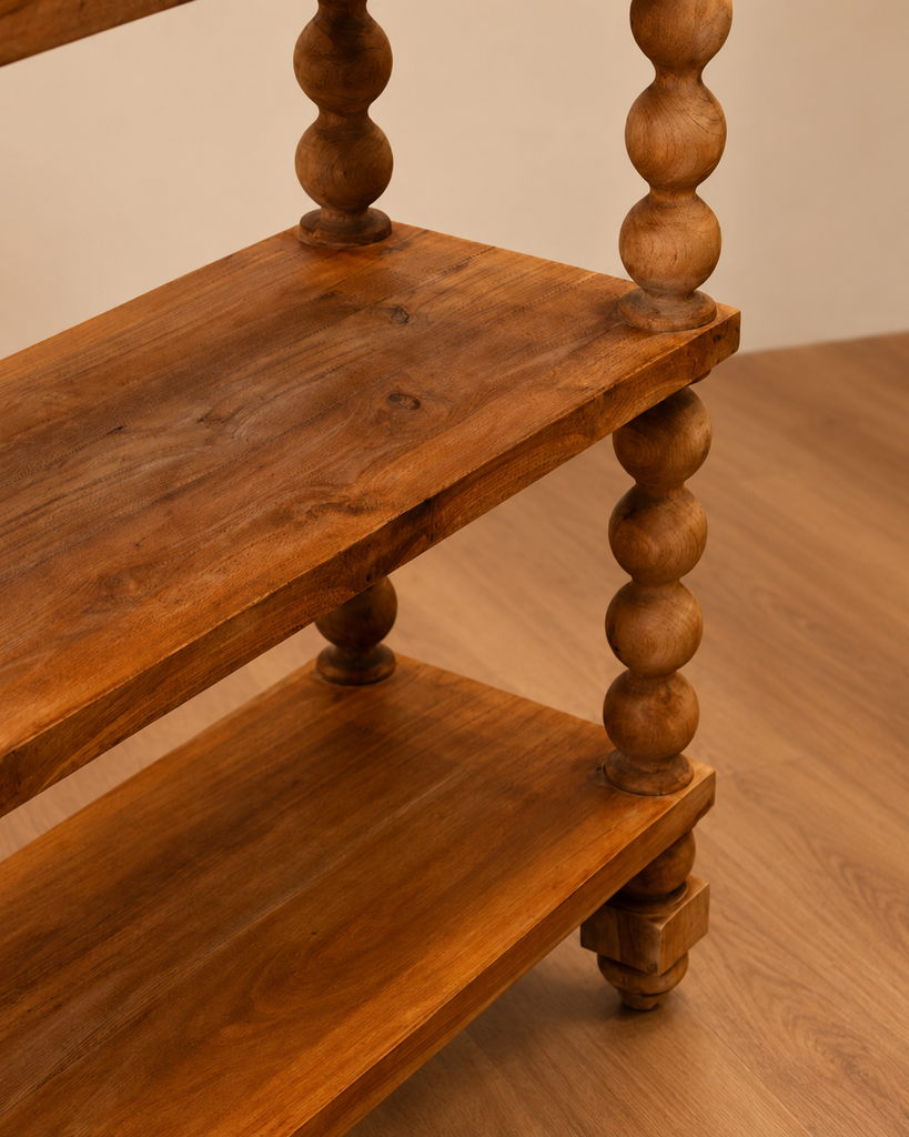 Mila Shelf