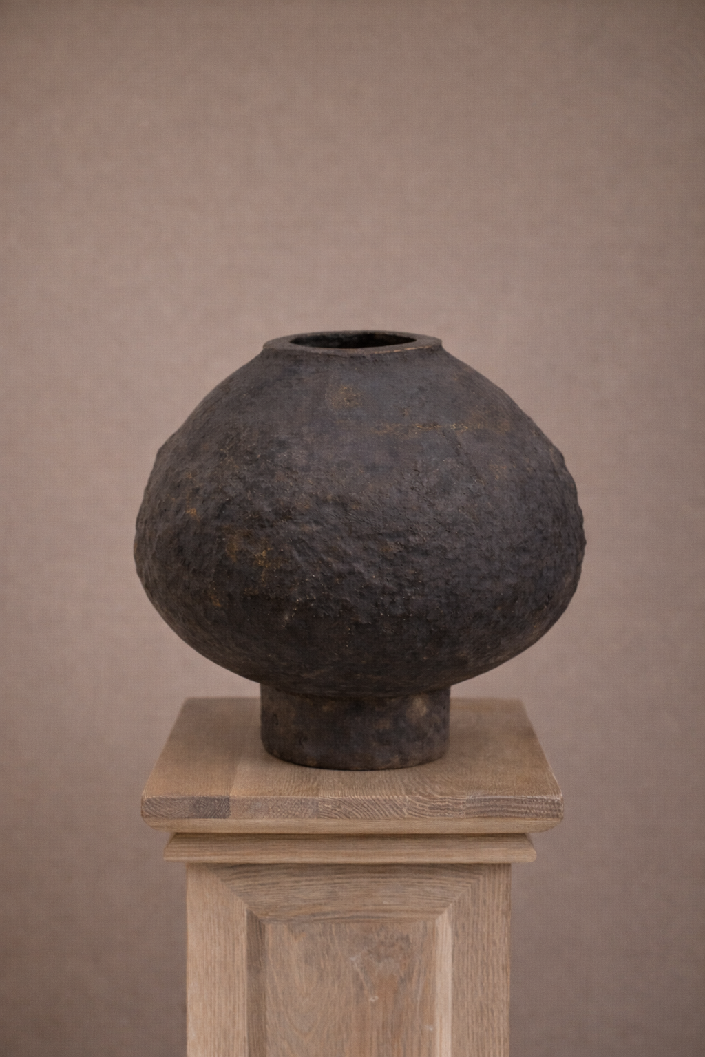 Terra Sand Brown Vessel