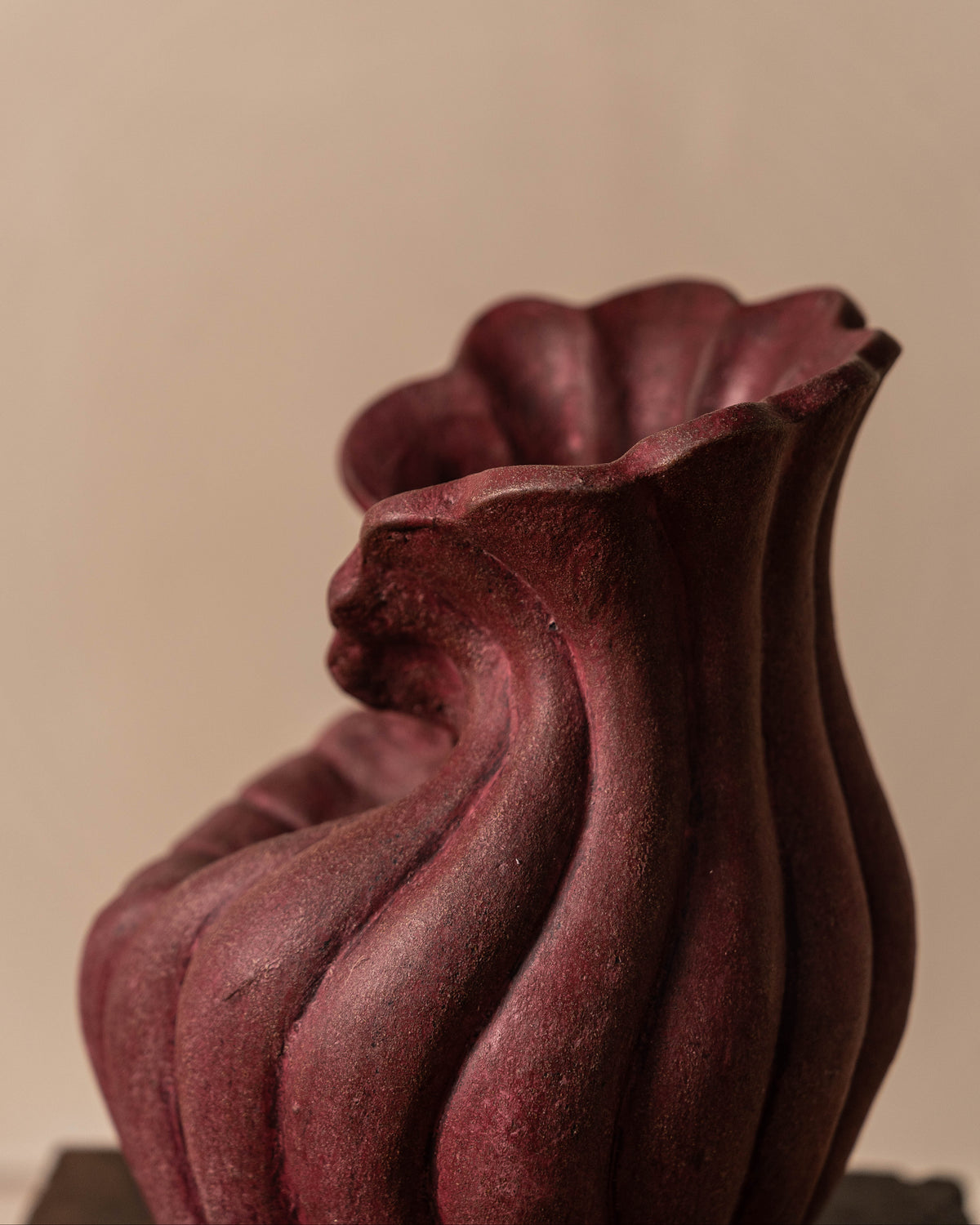 Nusa Raspberry Vessel
