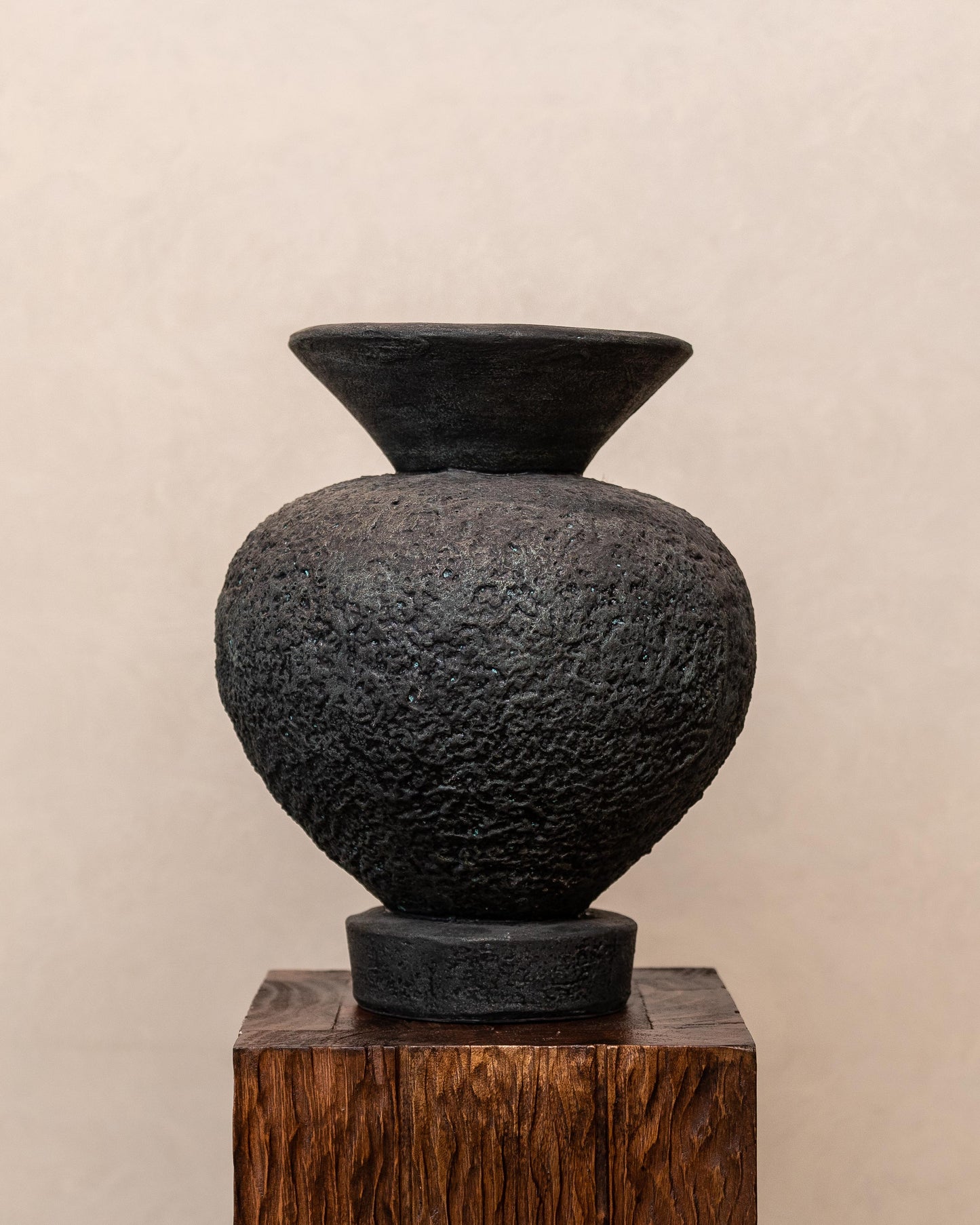 Textured Ines Vessel
