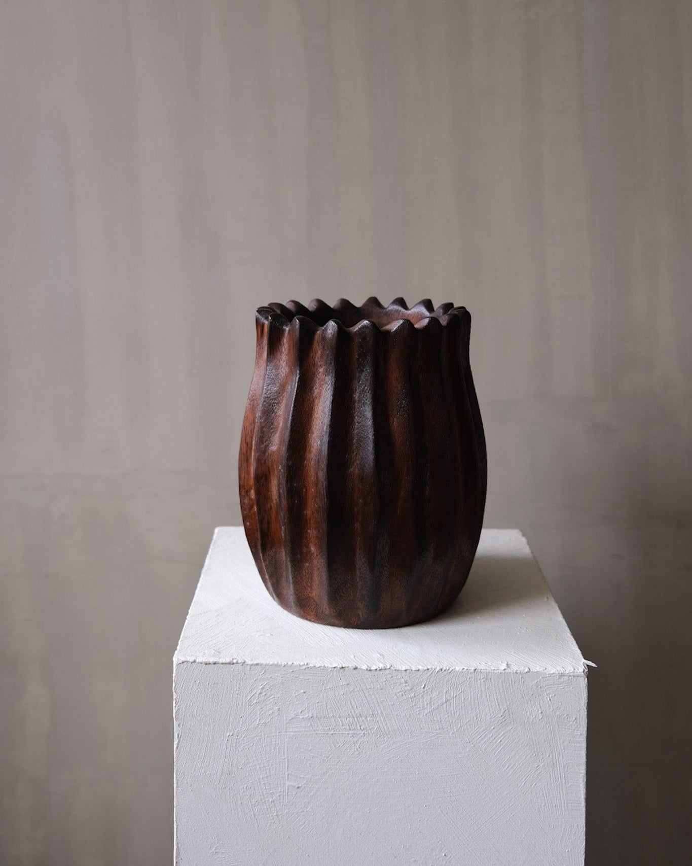 Tulip Bowl Walnut