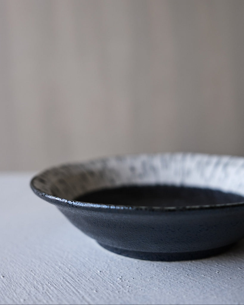 Inku Monochrome Plate