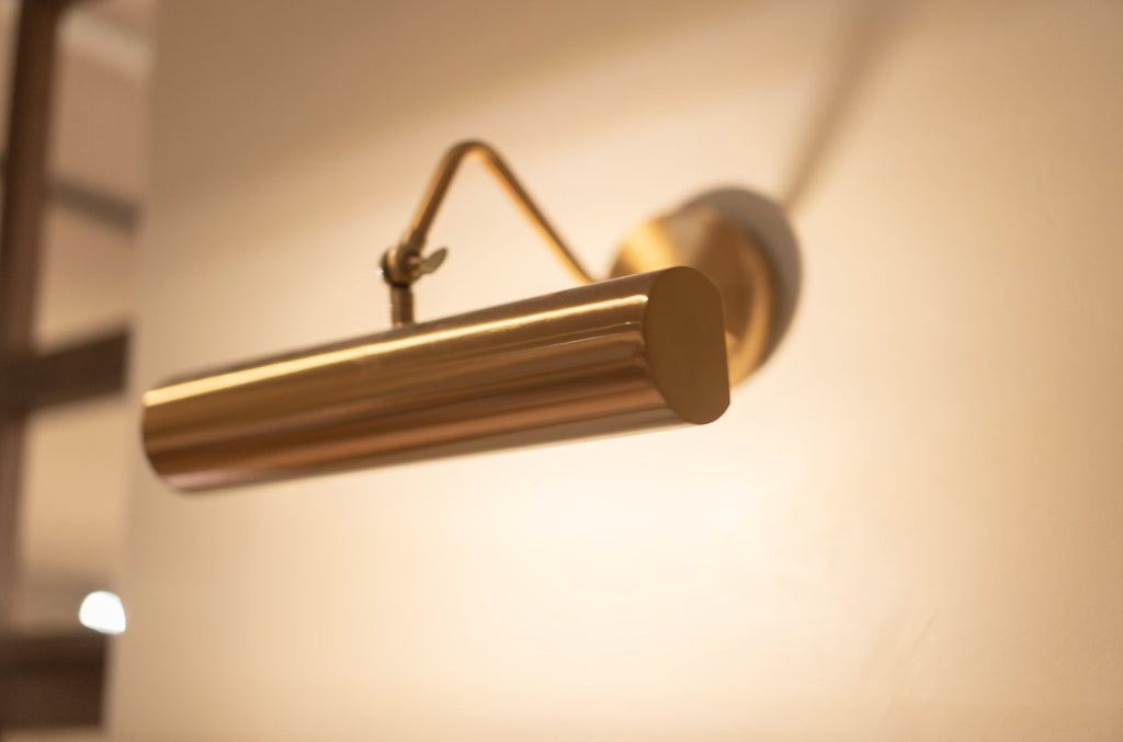 Ivaris Gallery Light