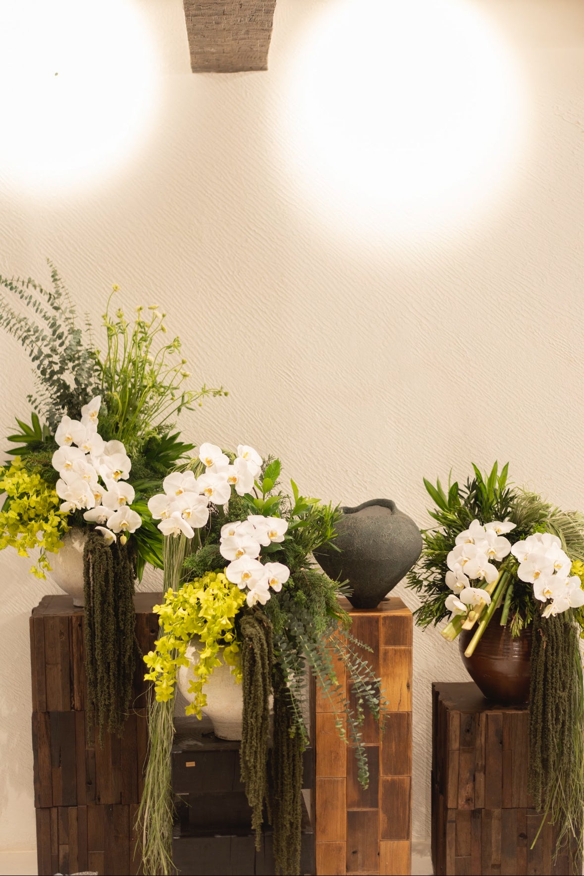 Ariela Handmade Pedestal