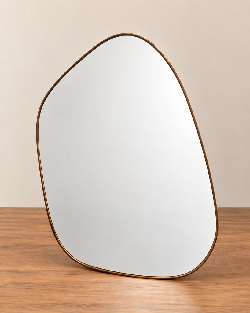 Kaelis Mirror