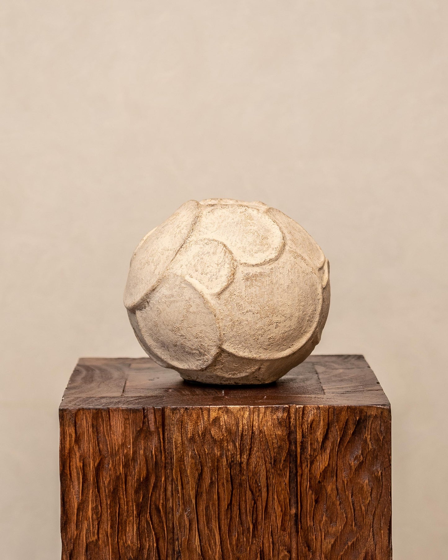 Orb Cream Vessel