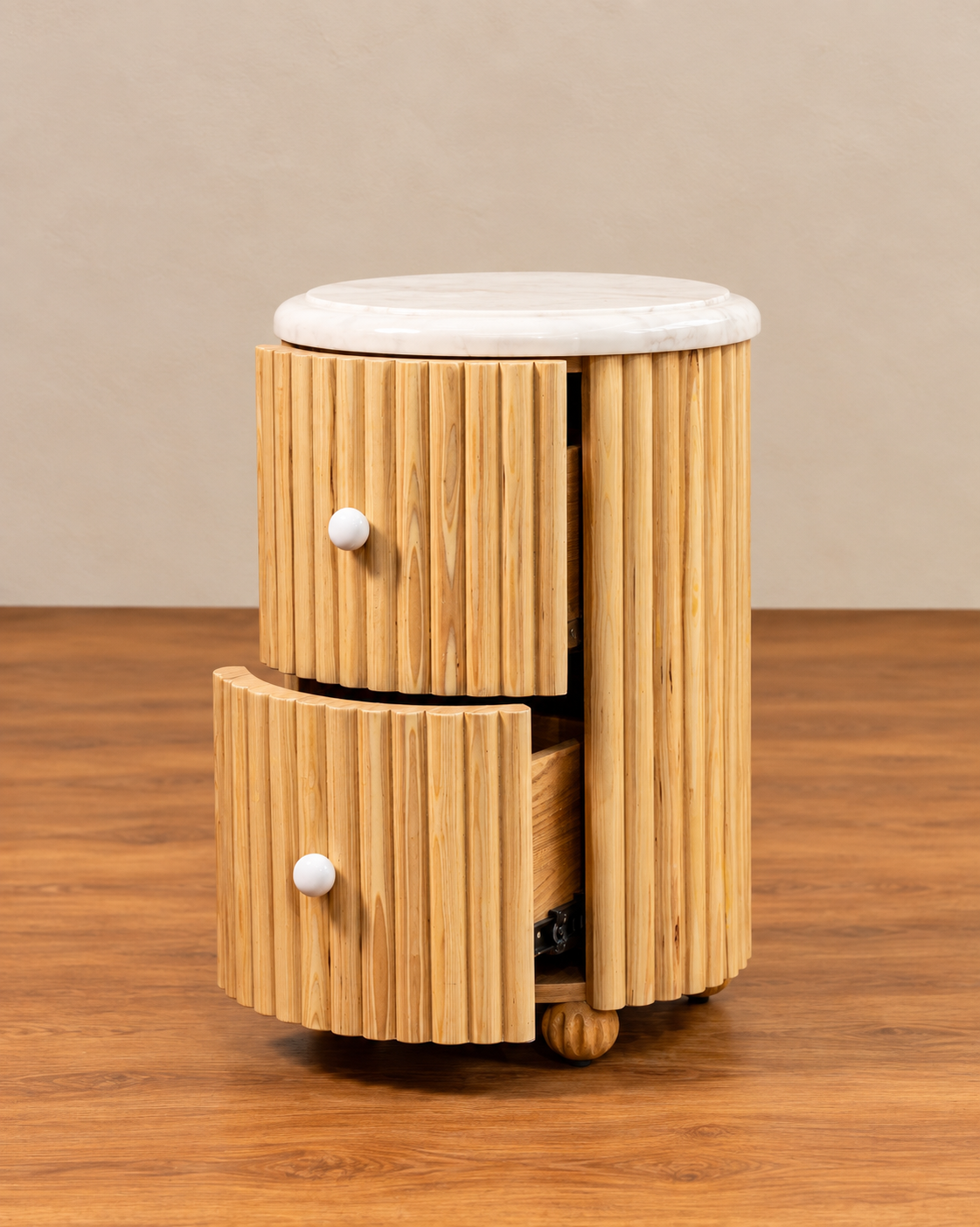 Runi Nightstand