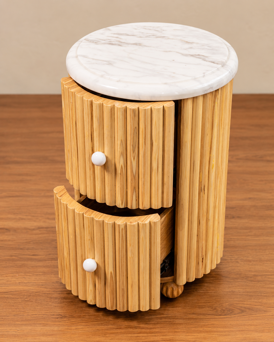 Runi Nightstand