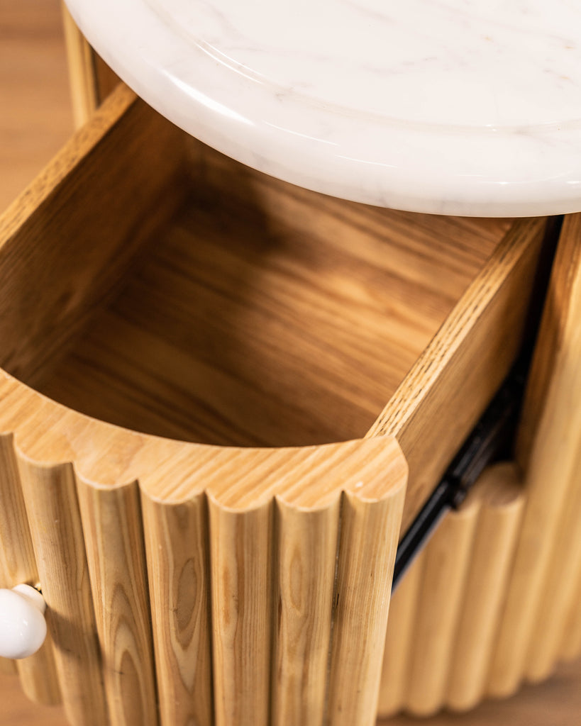 Runi Nightstand