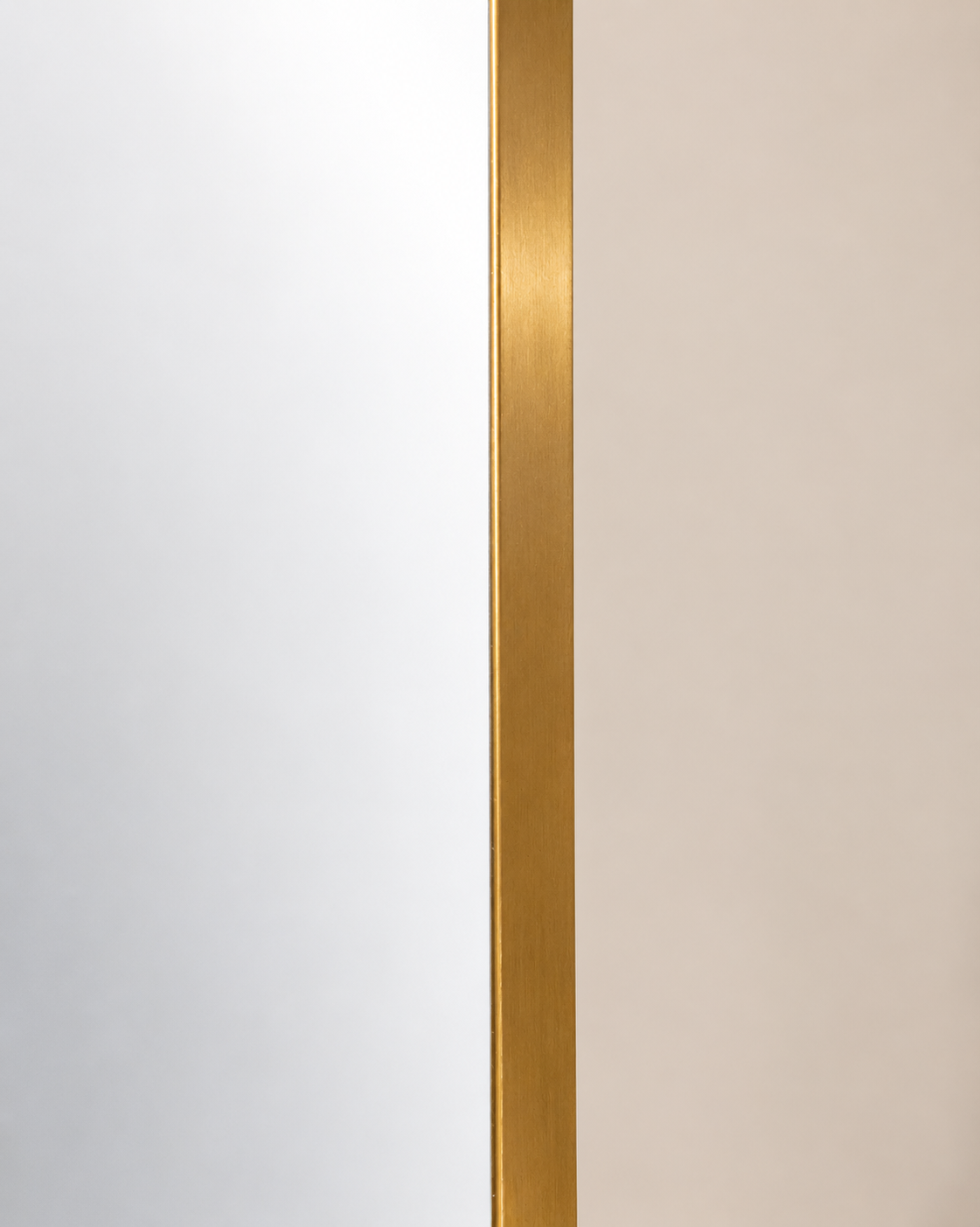 Shelda Mirror