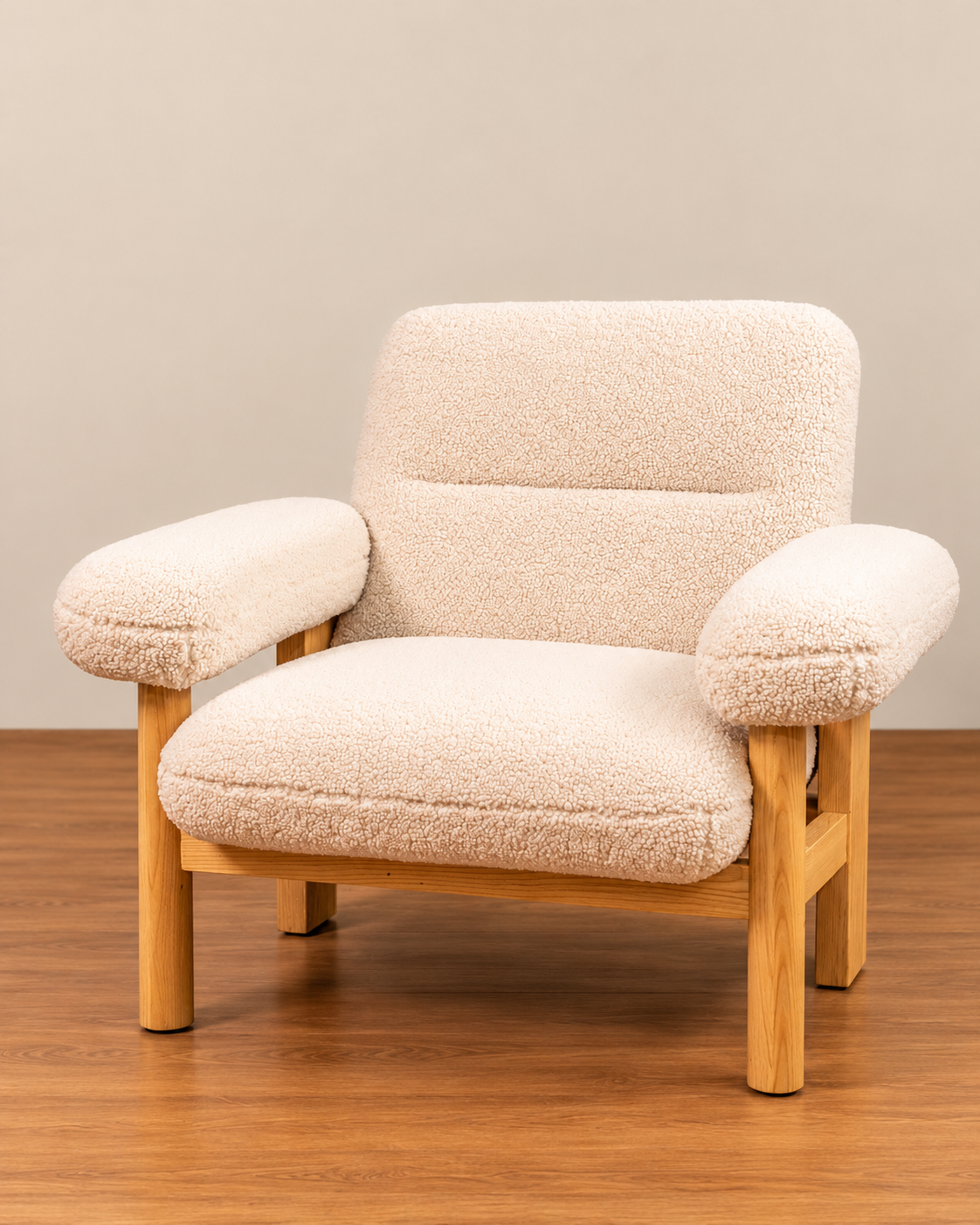 Sion Lounge Chair