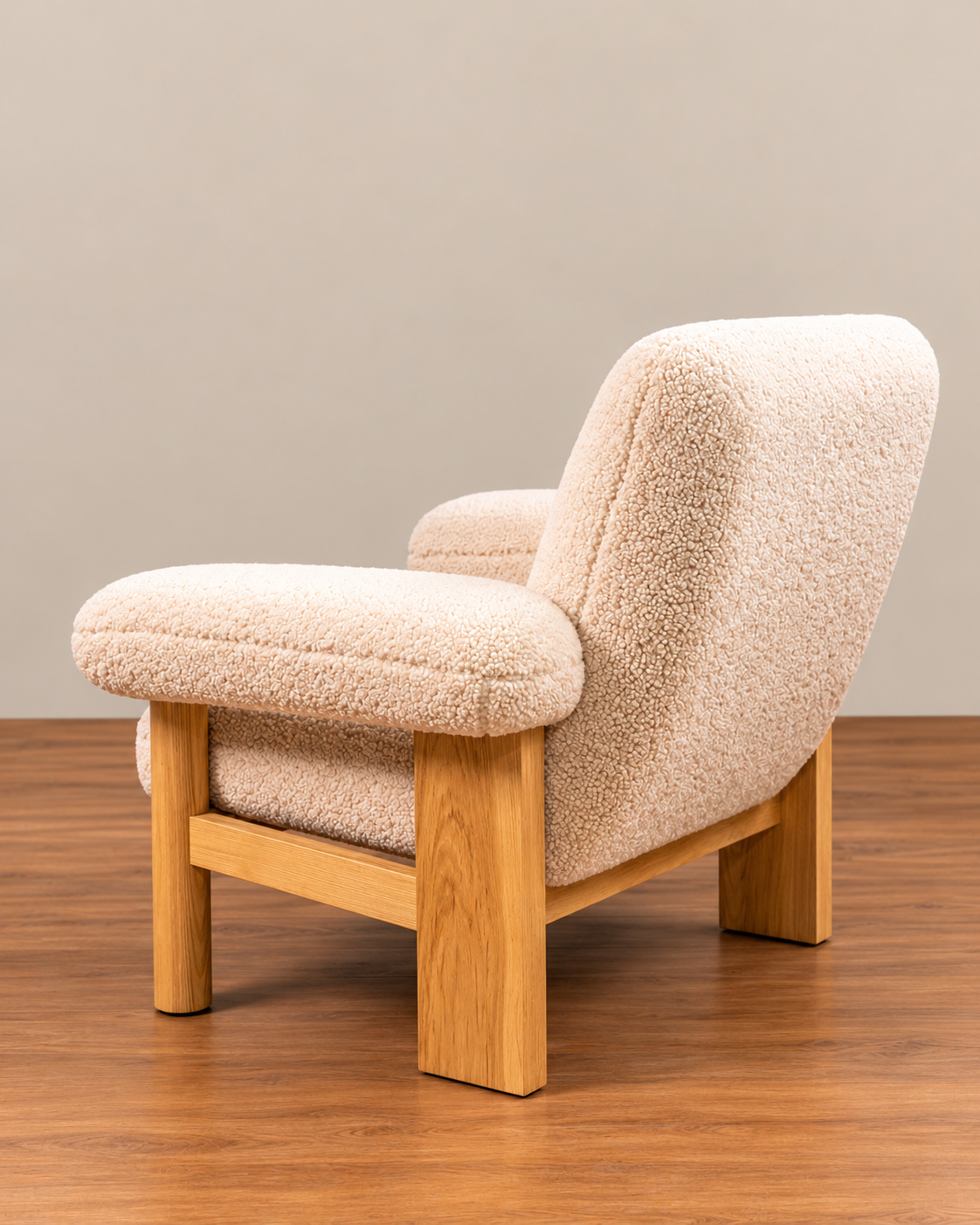 Sion Lounge Chair